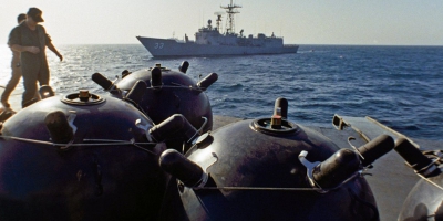 CNN: Θα χρειαστούν ως και 6 μήνες για να εκκαθαριστούν τα Στενά του Ορμούζ από τις νάρκες του Ιράν