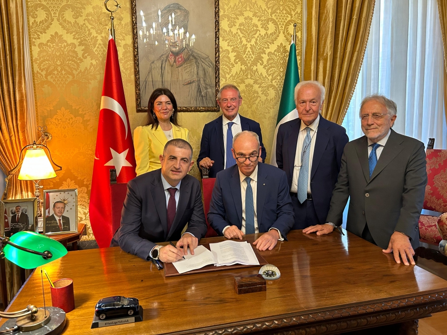 Κίνηση ματ για τουρκική Άμυνα - Η Baykar εξαγόρασε την ιταλική Piaggio Aerospace