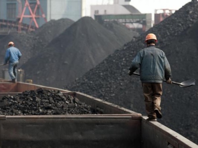 Financial Times: Ο άνθρακας περιορίζει την χρήση ηλεκτρικής ενέργειας της Κίνας