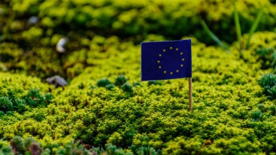 Euractiv: Επενδυτικό κενό 406 δισ. για το κλίμα «απειλεί» την επόμενη ηγεσία της ΕΕ