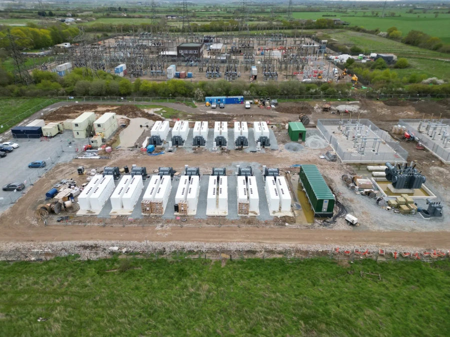 Η NextEnergy UK αποκτά χαρτοφυλάκιο 107 MW με αυτόνομα BESS στη Βρετανία