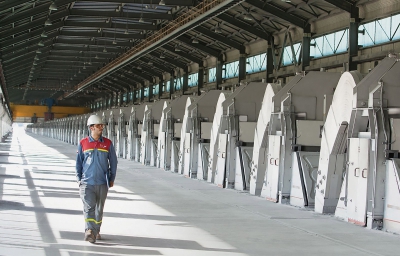 Πτώση 17% στις πωλήσεις της Aluminium Bahrain λόγω του πολέμου στη Μέση Ανατολή