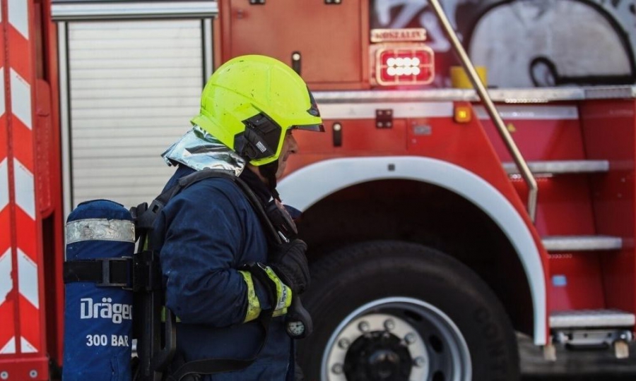 Φωτιά στο νοσοκομείο Metropolitan στον Χολαργό