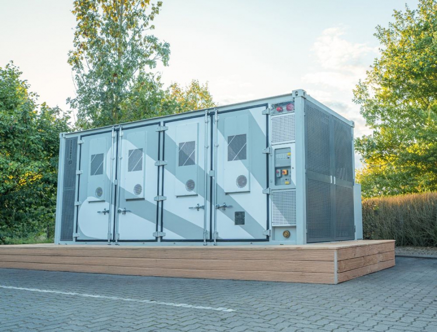 Σε λειτουργία η μεγαλύτερη εγκατάσταση μπαταριών ιόντων νατρίου στην Ευρώπη (PV Magazine)