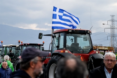 Ενισχύονται τα μπλόκα σε όλη τη χώρα - Για νέα συμφωνία αλήθειας μίλησε ο πρωθυπουργός
