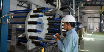 BNEF: Γιατί οι κατασκευαστές ηλεκτρολύσεων πράσινου υδρογόνου φρενάρουν την επέκταση της εργοστασιακής χωρητικότητας