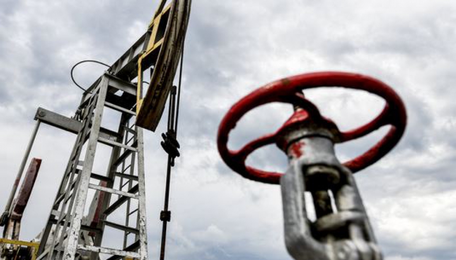 Άνοδος πάνω από 5% για το πετρέλαιο - Στα 90 δολ. το Brent, στα 87 δολ. το αργό