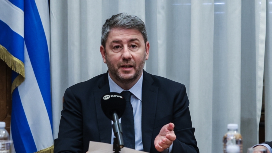 Ανδρουλάκης: Επτά μέτρα για τη στήριξη των μικρομεσαίων επιχειρήσεων